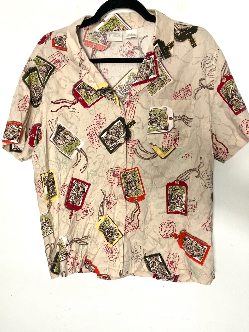 Vintage ERIKA Luggage Tag Postcard Novelty Print Button Up Blouse Size Large